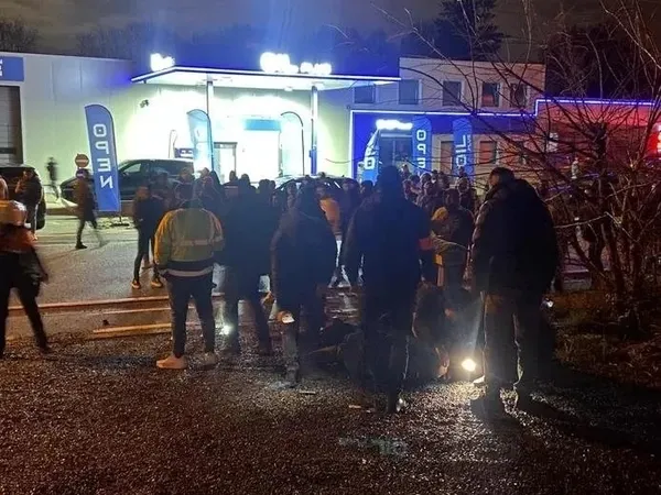 Belçika’da Türk vatandaşları teröre geçit vermedi! PKK yandaşlarının provokasyonuna sert tepki