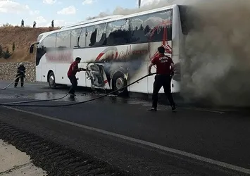 Adıyaman'da otobüs alev alev yandı!