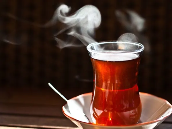 Çay tiryakileri dikkat! Özellikle şekerli tüketenler risk altında... - 2