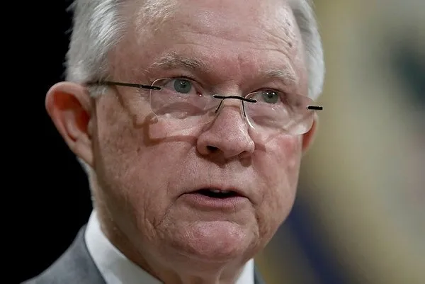Başkan Erdoğan açıklamıştı! Yaptırım uygulanacak ABD'li bakanlar kim? Jeff Sessions kimdir? Ryan Zinke kimdir? - 1