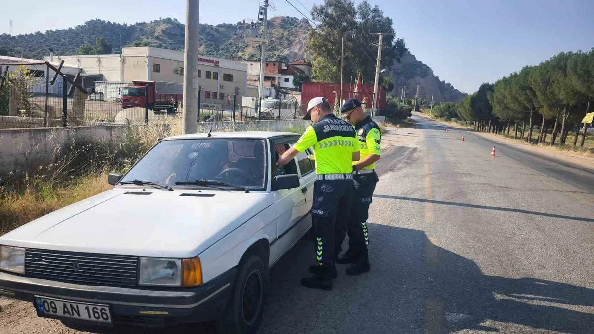 Köşk'te 201 araç sorgulandı