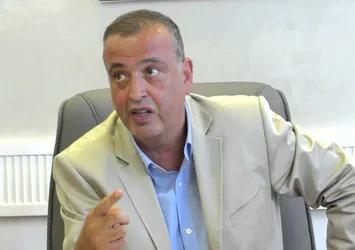 CHP'li Battal İlgezdi’nin korumalarından işçilere dayak