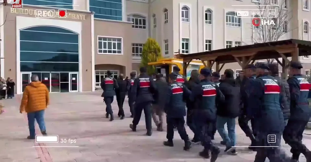 FETÖ'ye yönelik "Kıskaç-38" operasyonları: 45 şüpheli yakalandı