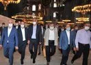 Ayasofya Camiinde kritik inceleme! Bakan Ersoy ile Diyanet İşleri Başkanı Erbaşın yanında dikkat çeken isimler