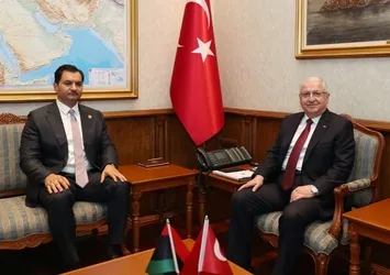 Bakan Güler Orgeneral Saddam Hafter ile görüştü!