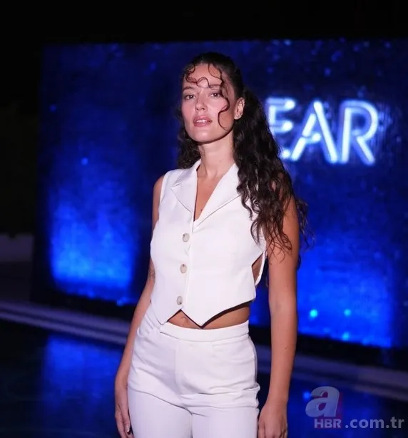 Yalı Çapkını'nın Diyar'ı Pelin Akil bakın kaç yaşındaymış! Meğerse Mert Ramazan Demir'den... 5