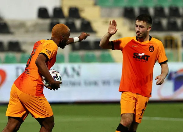 son-dakika-galatasarayin-sampiyonlar-ligi-muhtemel-rakipleri-belli-oldu-1626691042170.jpg Son dakika: Galatasaray'ın Şampiyonlar Ligi muhtemel rakipleri belli oldu - 1