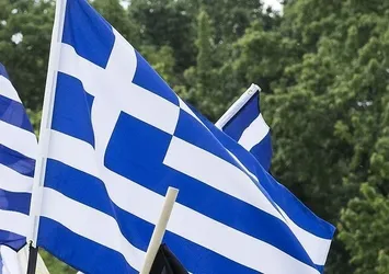 Yunanistan deflasyondan çıkamadı