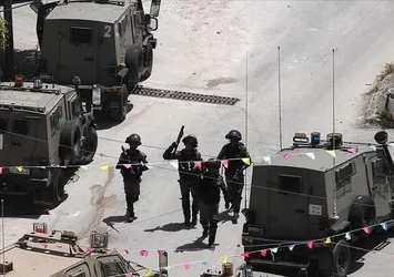 İsrail güçlerinin gözaltı baskınlarında çıkan çatışmalarda 4 Filistinli hayatını kaybetti