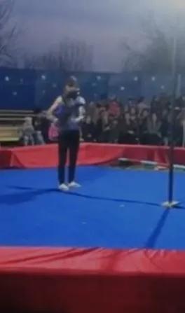 Dev piton gösteri yapan adamı seyircilerin gözü önünde boğdu! O anlar böyle görüntülendi 18