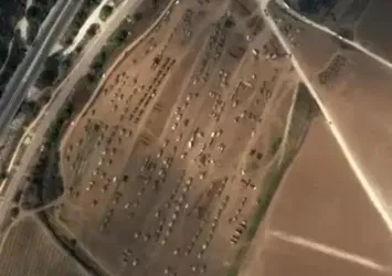 İsrail'in katliam ordusu kara saldırısı için bekliyor! Uzaydan görüntülendiler