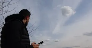 Drone şahinin saldırısına uğradı!