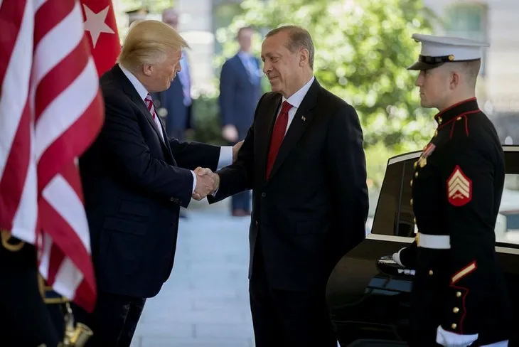 Erdoğan Beyaz Saray’a Türkiye’den götürülen zırhlı makam aracıyla gitti