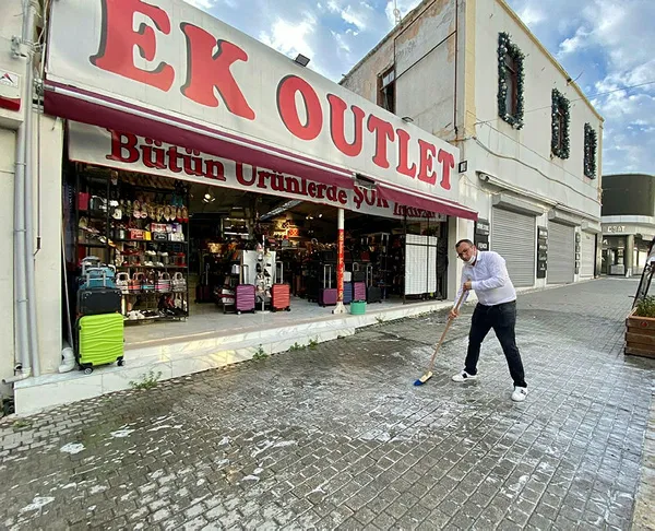 Son dakika: KKTC’de 52 gündür süren sokağa çıkma yasağı sona erdi - 1