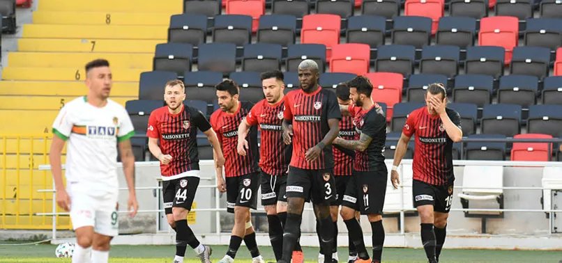 Gaziantep FK evinde Alanyaspor'u 3-1 yendi