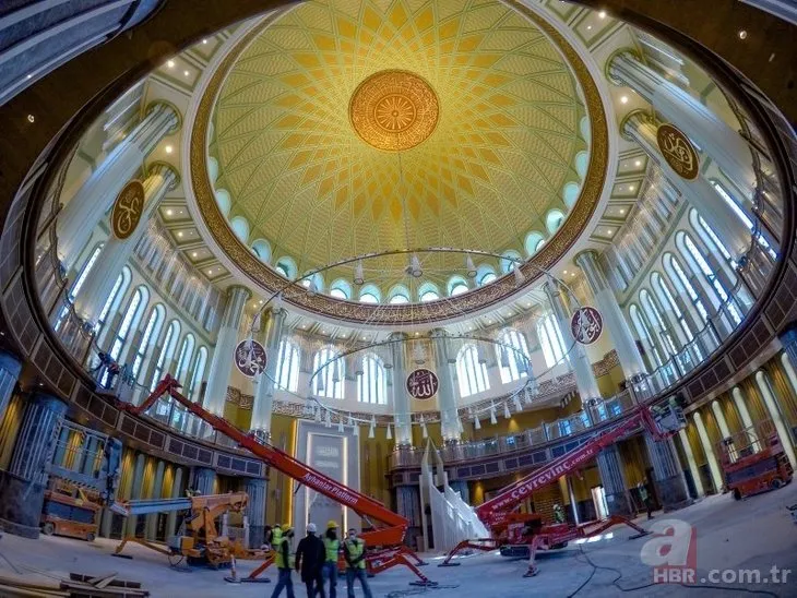 Taksim Camisi bugün açılıyor! Türkiye ve dünyada sayılı uygulama