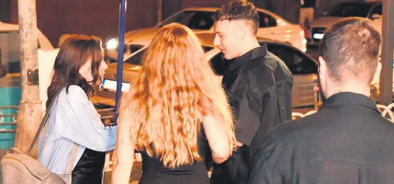 Edis ödül töreninden kovuldu! Hayranlarından tepki yağdı