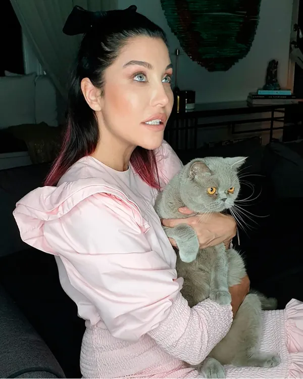 deniz-akkayadan-eski-esi-efe-onbilgine-feto-suclamasi-1628834854454.jpg Deniz Akkaya’dan eski eşi Efe Önbilgin’e FETÖ suçlaması - 4