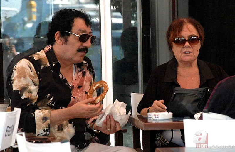 Muhterem Nur kimdir, kaç yaşında? Müslüm Gürses ve Muhterem Nur arasında kaç yaş fark var? 19