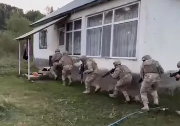 PKK'ya "Gürz-22" darbesi! 55 terör şüphelisi yakalandı