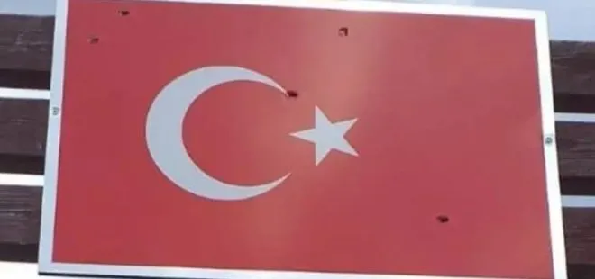 Antalya’da Türk bayrağına alçak saldırı