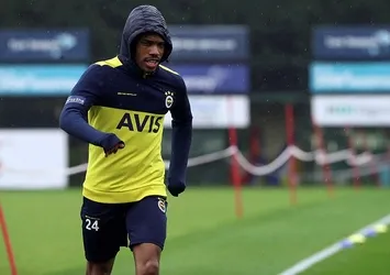 Garry Rodrigues Olympiakos yolunda