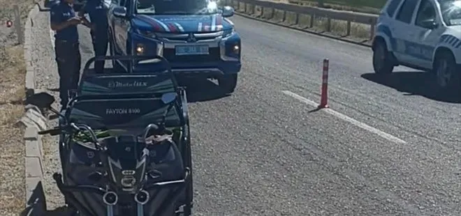 Ankara'da tırın sıkıştırdığı 3 tekerli motosiklet devrildi: 3 yaralı