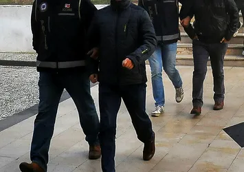TSK içine sızmış 35 FETÖ'cü aranıyor