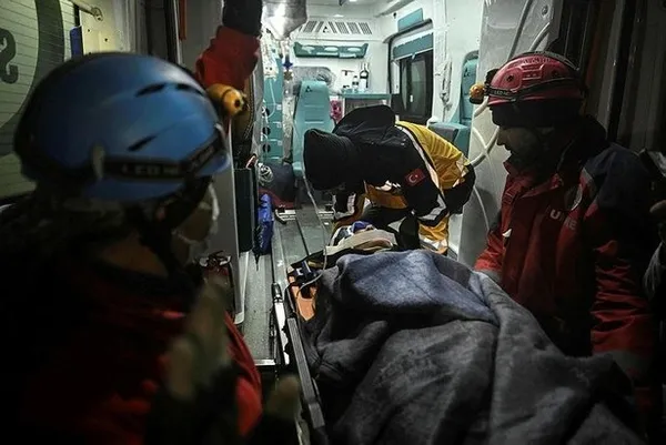 Madenciler Gülsüm’ü 90 saat sonra kurtardı: Domuz damı devreye sokuldu