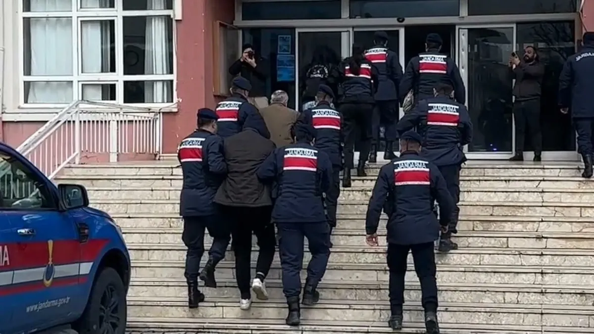 12 ilde 15 suç örgütüne operasyon: 61 kişi tutuklandı