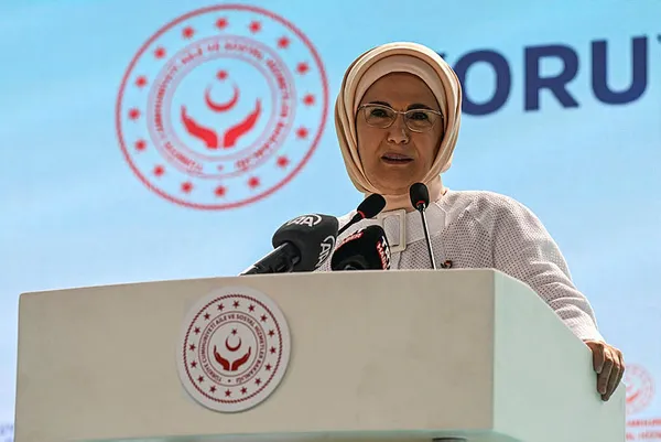 Emine Erdoğan koruyucu ailelerle bir araya geldi: Her imkan sağlanmakta - 4