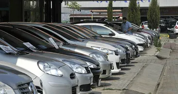 İkinci el otomobil fiyatları ne zaman düşecek | İkinci el araba alacaklar dikkat! Rüzgar tersine döndü