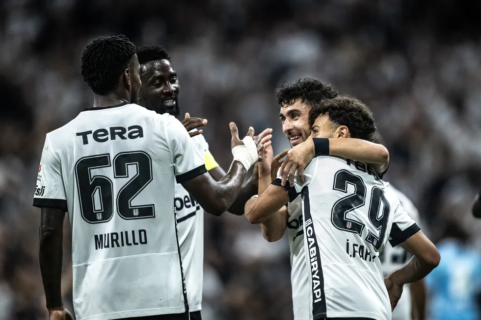 1789468463912.jpg Mamadou Niang, Dolmabahçe'deki yüksek sesli tribün baskısını anlattı: "Marsilya savunması için zor gece olacak" - 3