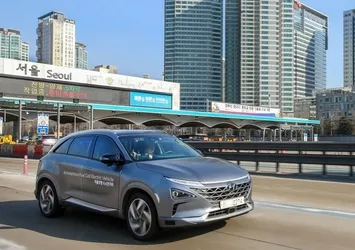 Hyundai NEXO dünyada bir ilke imza atarak kendi kendine 190 km yol katetti