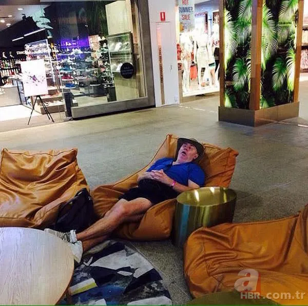 Alışverişin bitmesini bekleyen yalnız ve sabır dolu AVM adamları 15