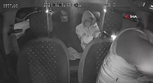 Takside kan donduran olay! Acıyıp arabasına almıştı Bakan Koca acı haberi duyurdu | Saldırgan gözaltına alındı - 4