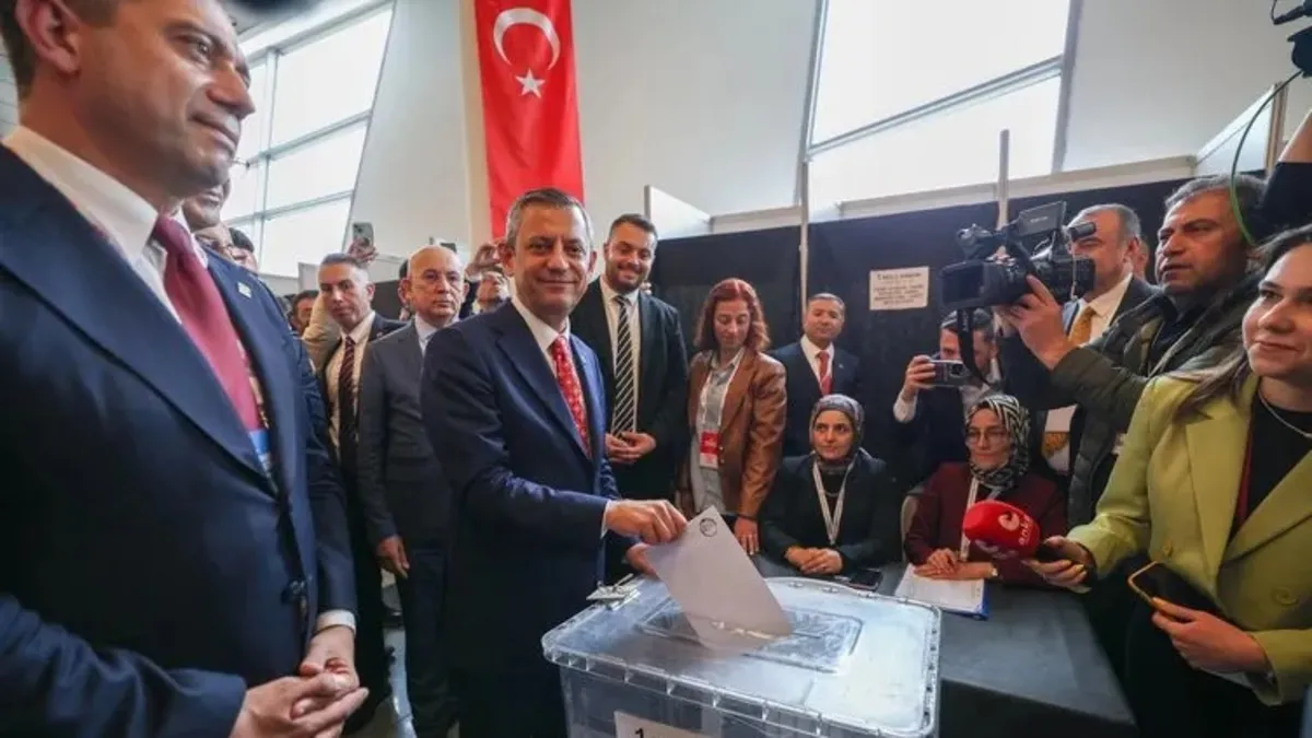 Özgür Özel PM’de güç dengelerini değiştirdi! İmamoğlu ve Kılıçdaroğlu’na kesik