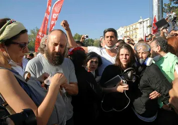 Gezi kaçkını Mehmet Ali Alabora ortaya çıktı