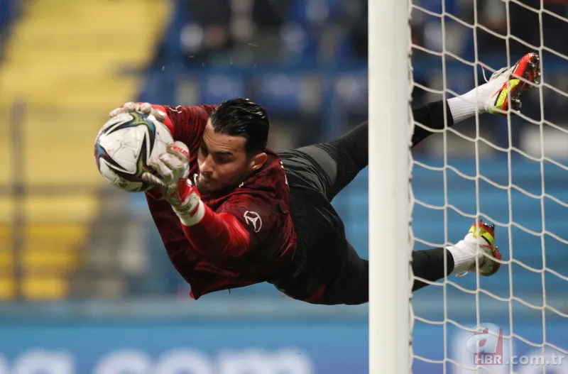 Uğurcan Çakır Avrupa'nın en iyisi! Hayran bırakan istatistik 17