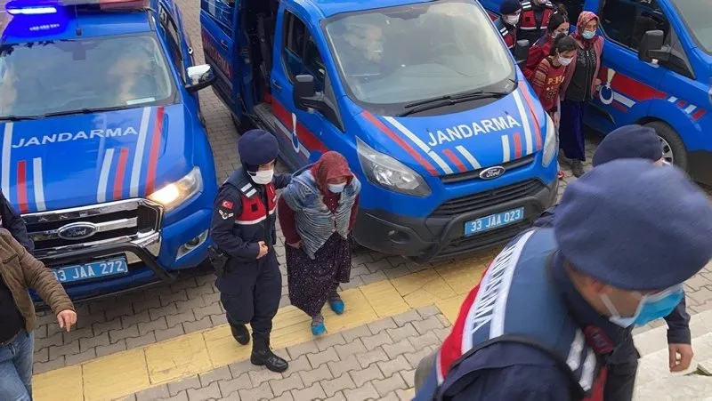 muge anli da aranan kucuk muslume yi kim oldurdu turkiye yi yasa bogan olumde son dakika aile fertlerinden birisi tutuklandi muge anli da aranan kucuk muslume yi kim oldurdu turkiye yi yasa bogan olumde son dakika aile fertlerinden birisi tutuklandi