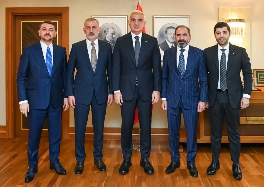 milli-takimin-gucu-turizm-tanitimina-yansiyacak-dunya-kupasi-stratejisi-1775648261230.jpeg Milli takımın gücü turizm tanıtımına yansıyacak: Dünya Kupası stratejisi - 1