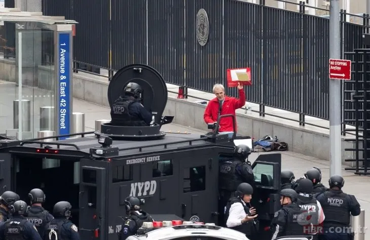 BM Genel Merkezi önünde polisi alarma geçiren olay!