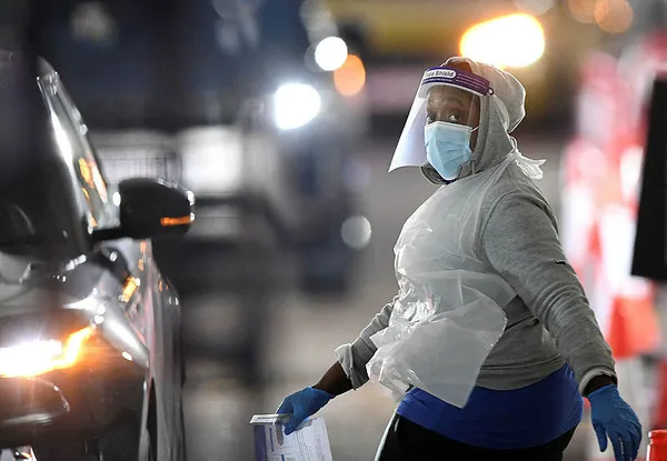 31 Aralık sokağa çıkma yasağı var mı? 2022 yılbaşı yasak olacak mı, kısıtlama olur mu? Yılbaşında yasak var mı?