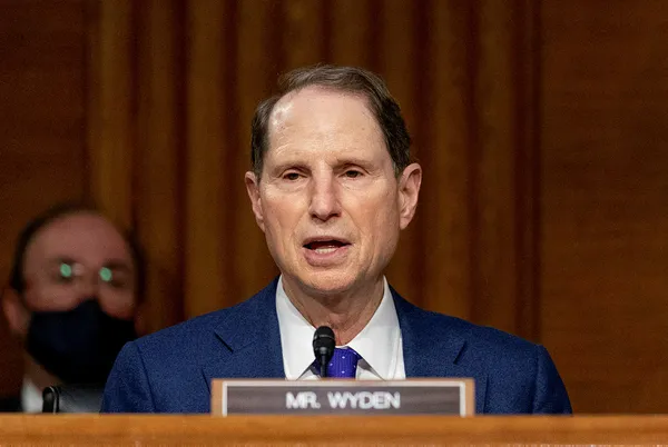 ABD'yi karıştıran iddia! "İstihbarat konum bilgilerini izinsiz kullanıyor" - 1