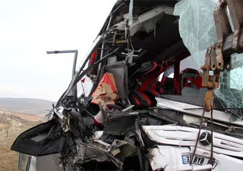 Gaziantep'te yolcu otobüsü devrildi: 5 yaralı