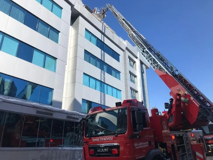 İzmir Konak’ta özel hastanede çıkan yangın söndürüldü