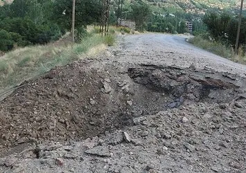 Şemdinli'de askeri araca bombalı saldırı