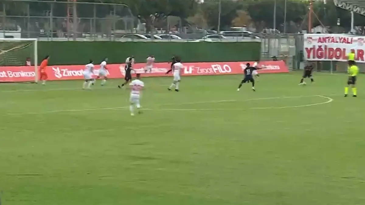 Sivasspor Ziraat Türkiye Kupası'nda deplasmanda turladı! Kepezspor 1 - 3 Sivasspor MAÇ SONUCU