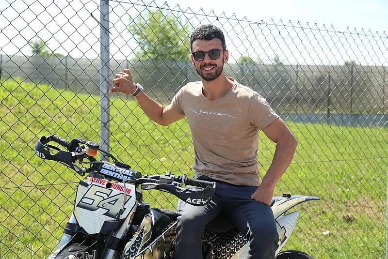 Kenan Sofuoğlu, kariyerinin en zor şampiyonluğunun peşinde - 1