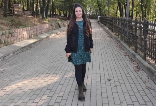 1672116174729.jpg Yanlış iğne hayatını mahvetti! Yürüyerek gittiği hastaneden tekerlekli sandalye ile çıktı - 1